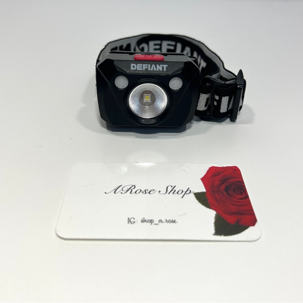 Defiant 200 Lumens Black Headlight